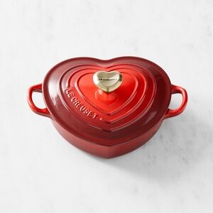 Le Creuset Shallow Heart Cocotte – 1.25 Qt